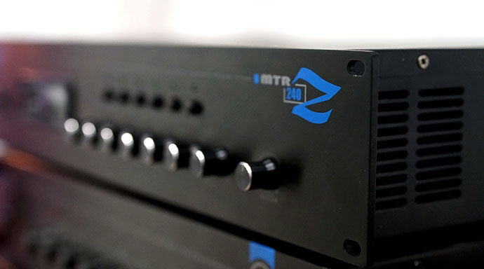 Микшеры-усилители серии MTR со встроенным модулем источника сигнала (MP3 - USB/SF, FM tuner)